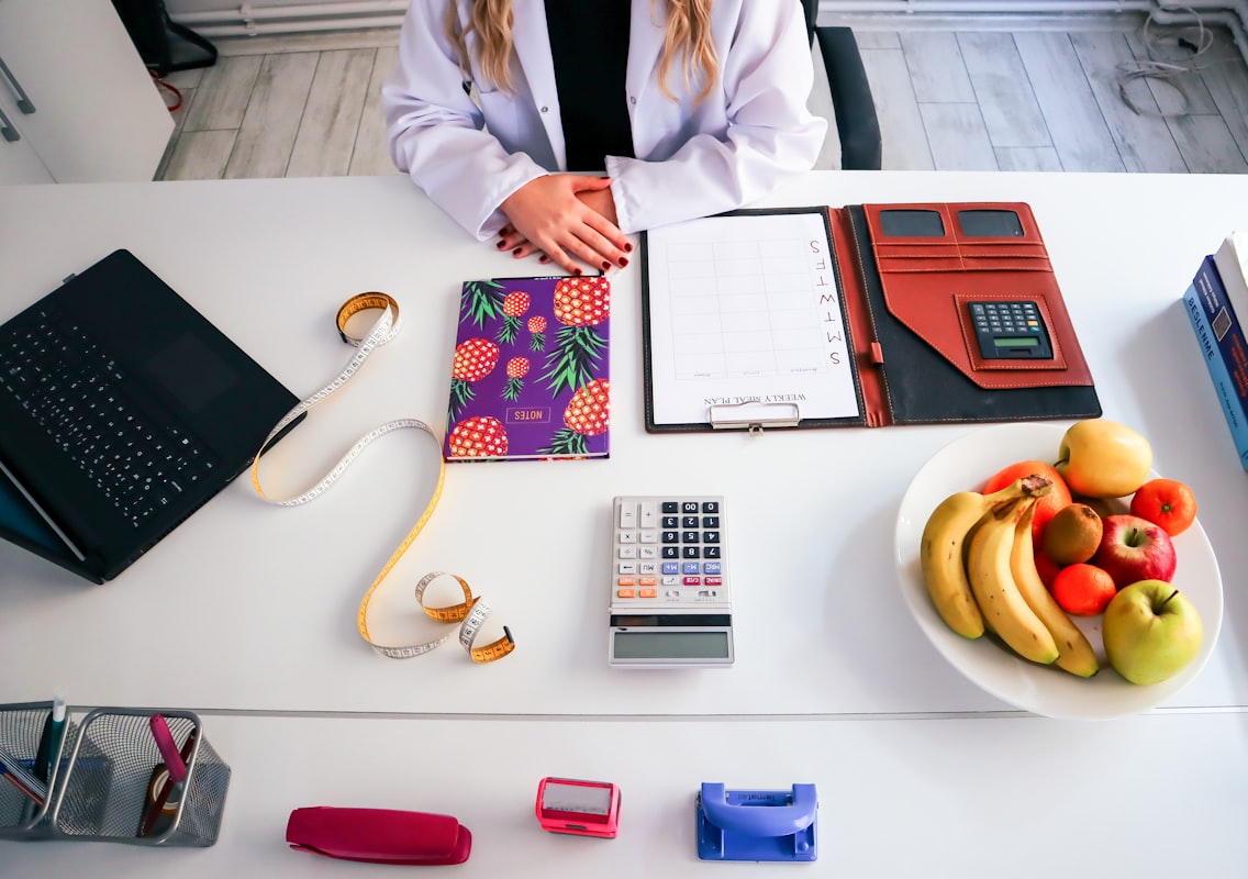 Professional nutrition consultation session